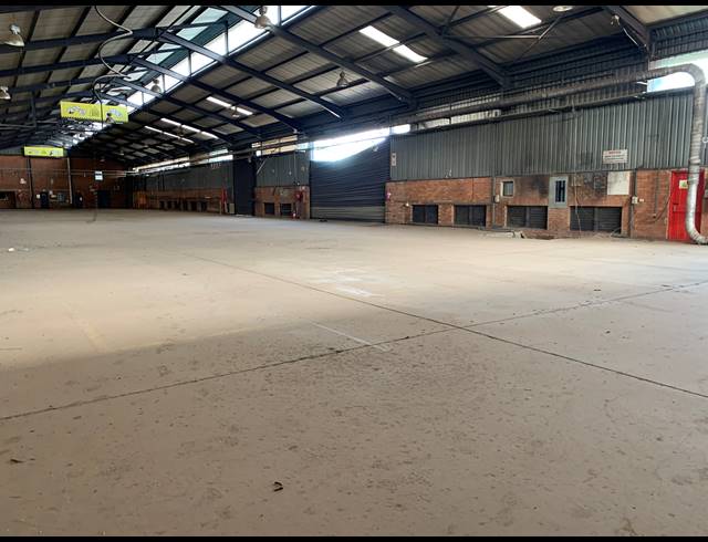 2,990M² WAREHOUSE TO LET IN KYA SANDS